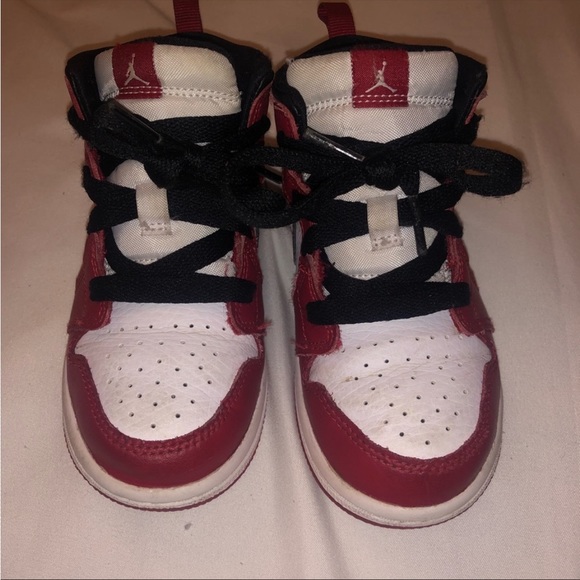 Boys Nike size 10 - Picture 2 of 4